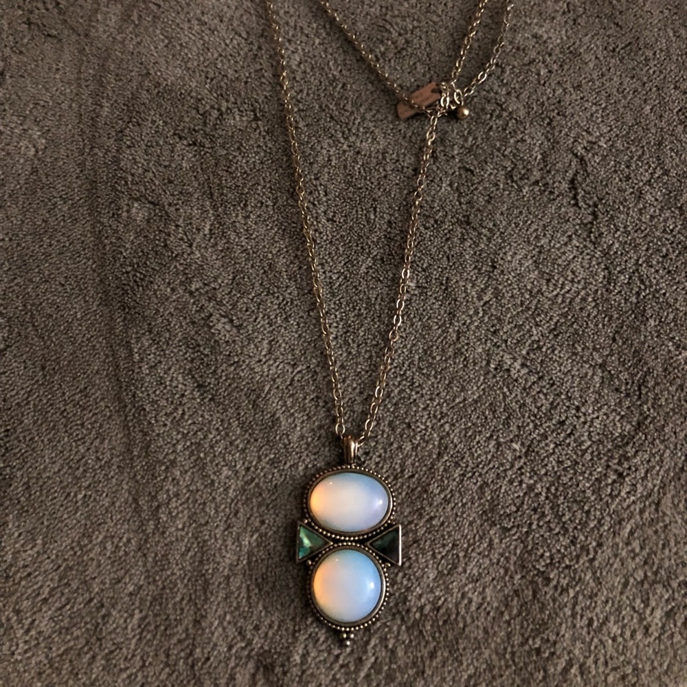 American Eagle moonstone pendant necklace